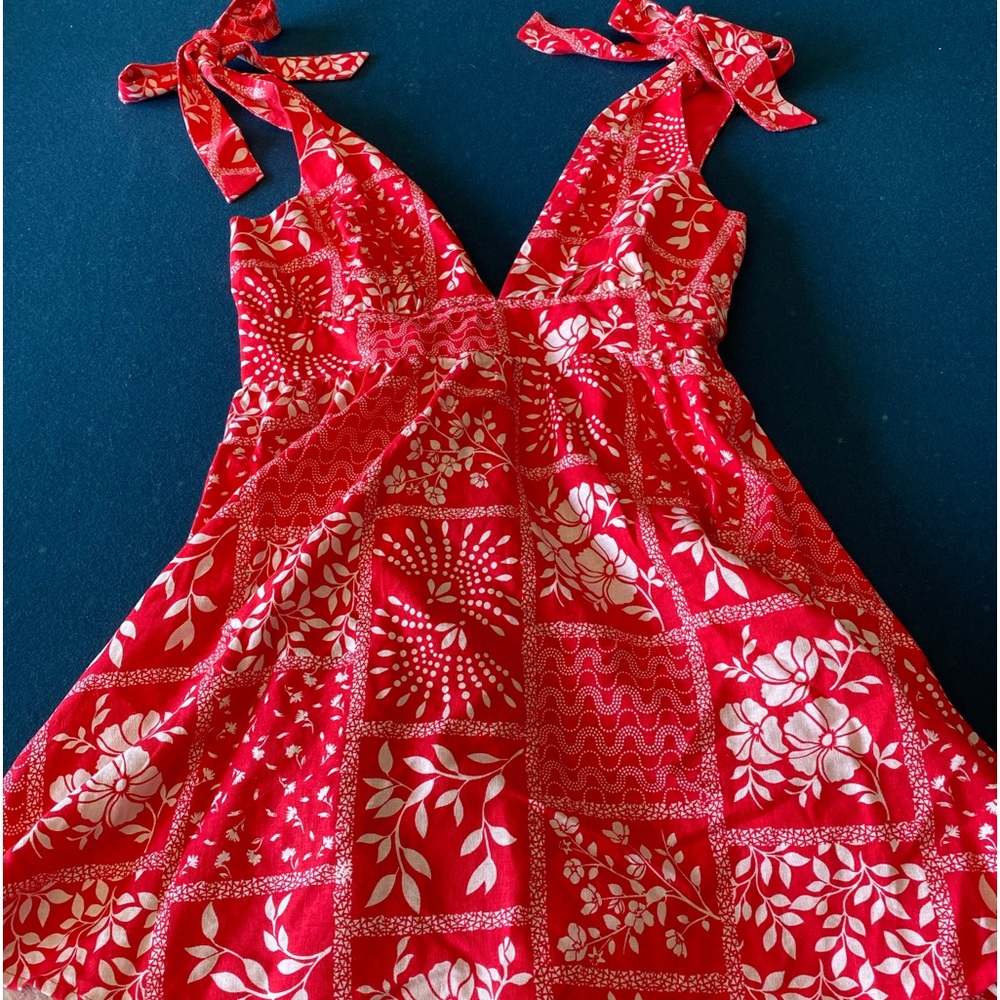 HOUSE of HARLOW 1960 FUN dress! Get festival ready🤠so great 4 dancing💃see pic: